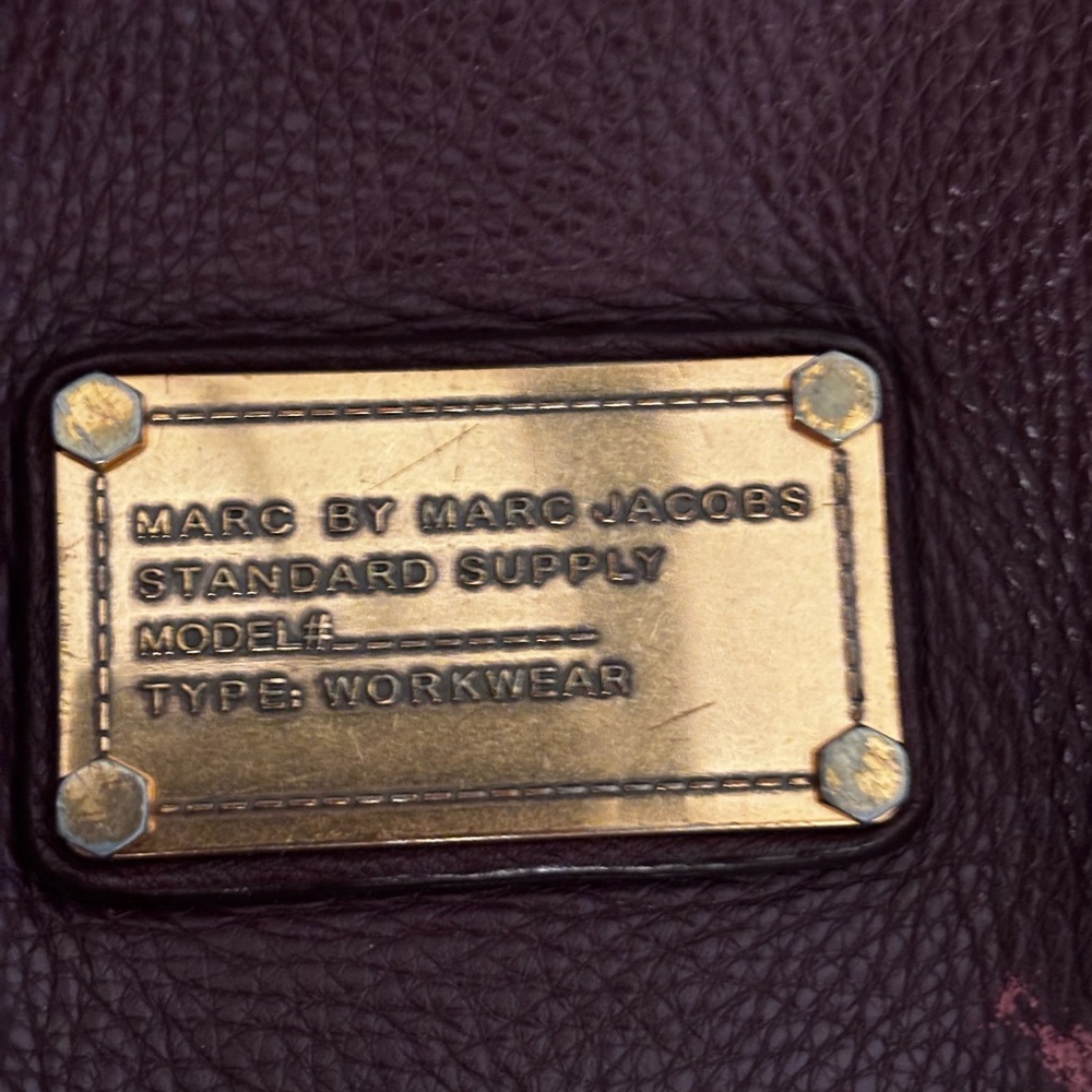 Marc by Marc Jacobs Classic
 Burgundy LeatherTote Bag - Picture 6 of 10